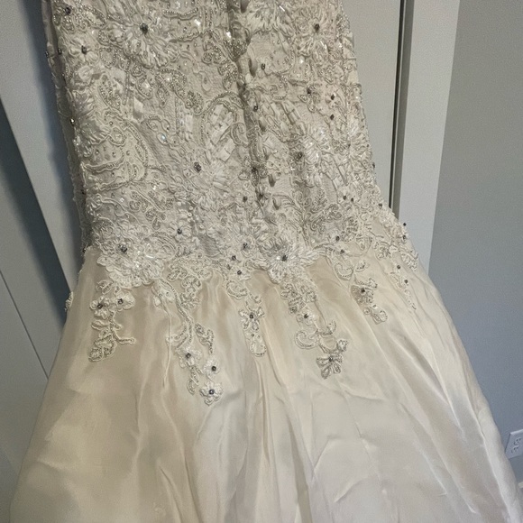 Martina Liana size 8 wedding gown 2014 collection - Picture 4 of 10